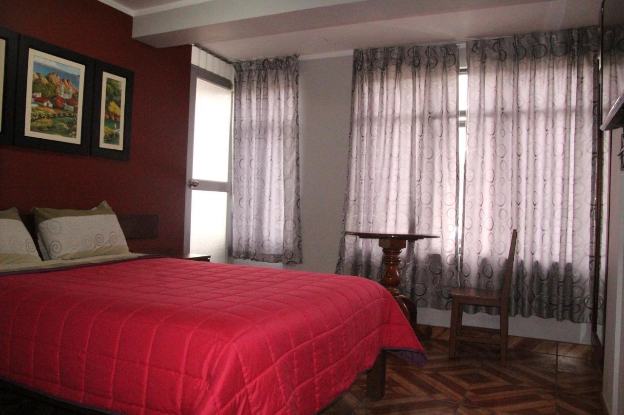 Hostal Florencia ワラス エクステリア 写真